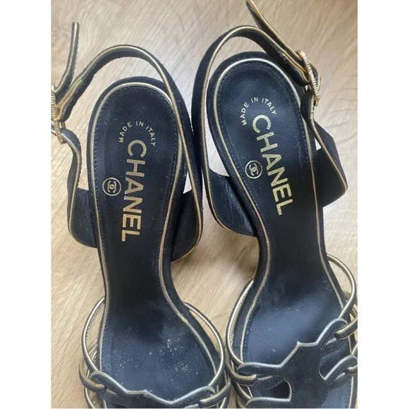 Vintage CHANEL Black Strap Slingback Heels with Logo Motif - Picture 6 of 7